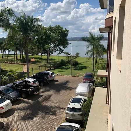 Flat No Life Resort A Beira Lago Brasilia Exterior photo